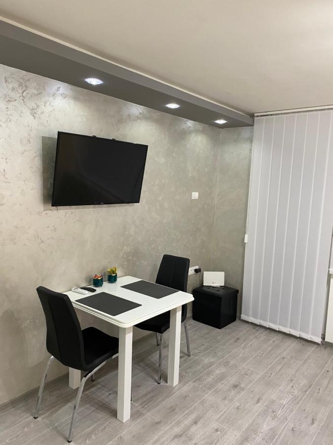 Manirosi 5 Apartment Subotica Eksteriør bilde
