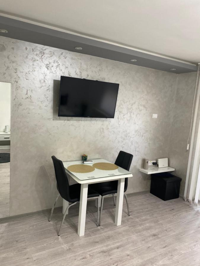 Manirosi 5 Apartment Subotica Eksteriør bilde